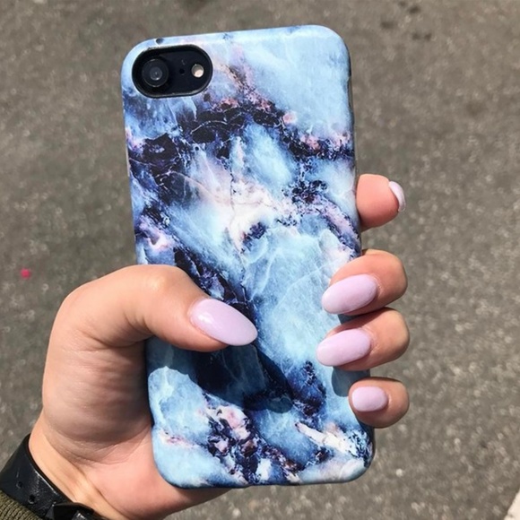 Accessories - iPhone Lightning Marble Case